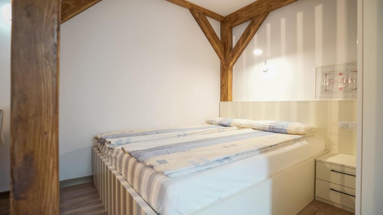 Oldtown Refuge Apartment Brasov Ngoại thất bức ảnh