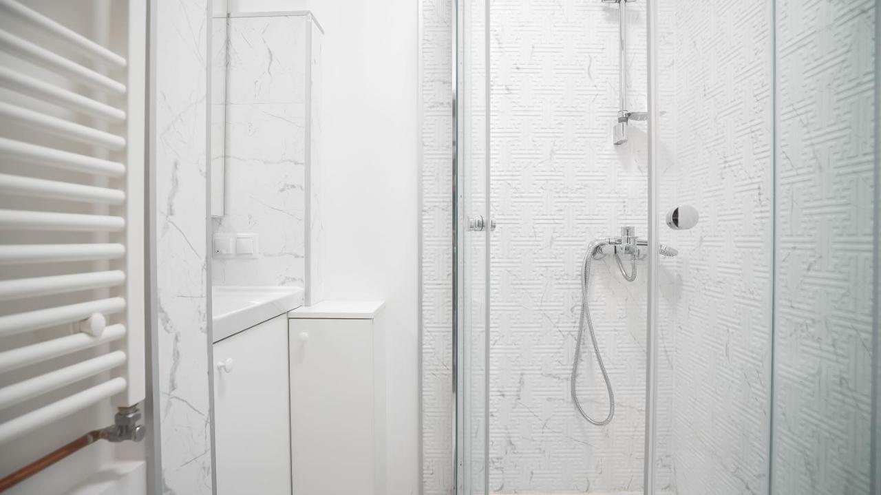 Oldtown Refuge Apartment Brasov Ngoại thất bức ảnh
