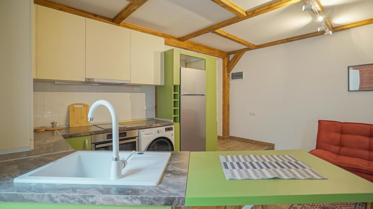 Oldtown Refuge Apartment Brasov Ngoại thất bức ảnh