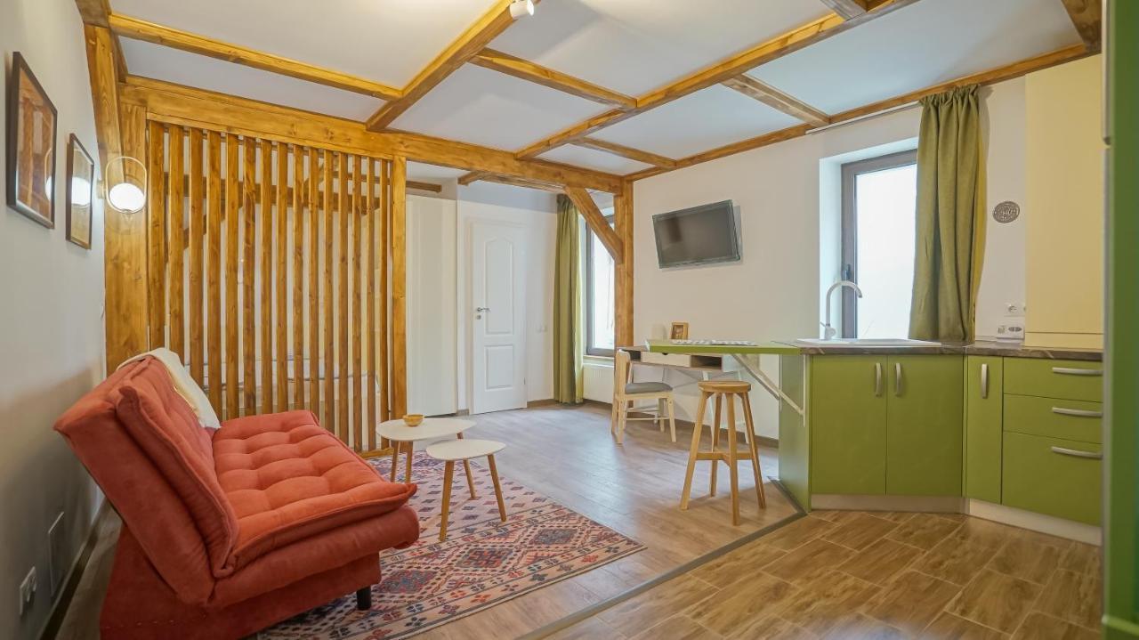 Oldtown Refuge Apartment Brasov Ngoại thất bức ảnh